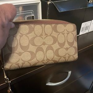 Long zip Around Coach wallet
